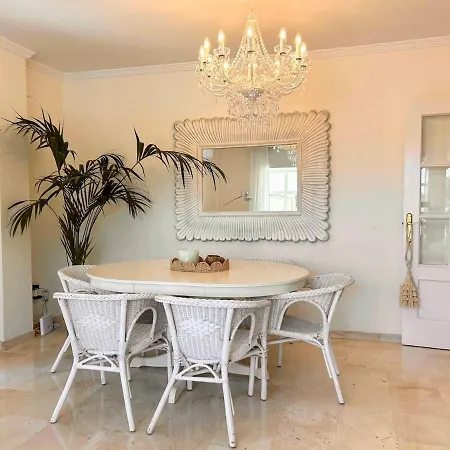Apartment Cisneros Royal